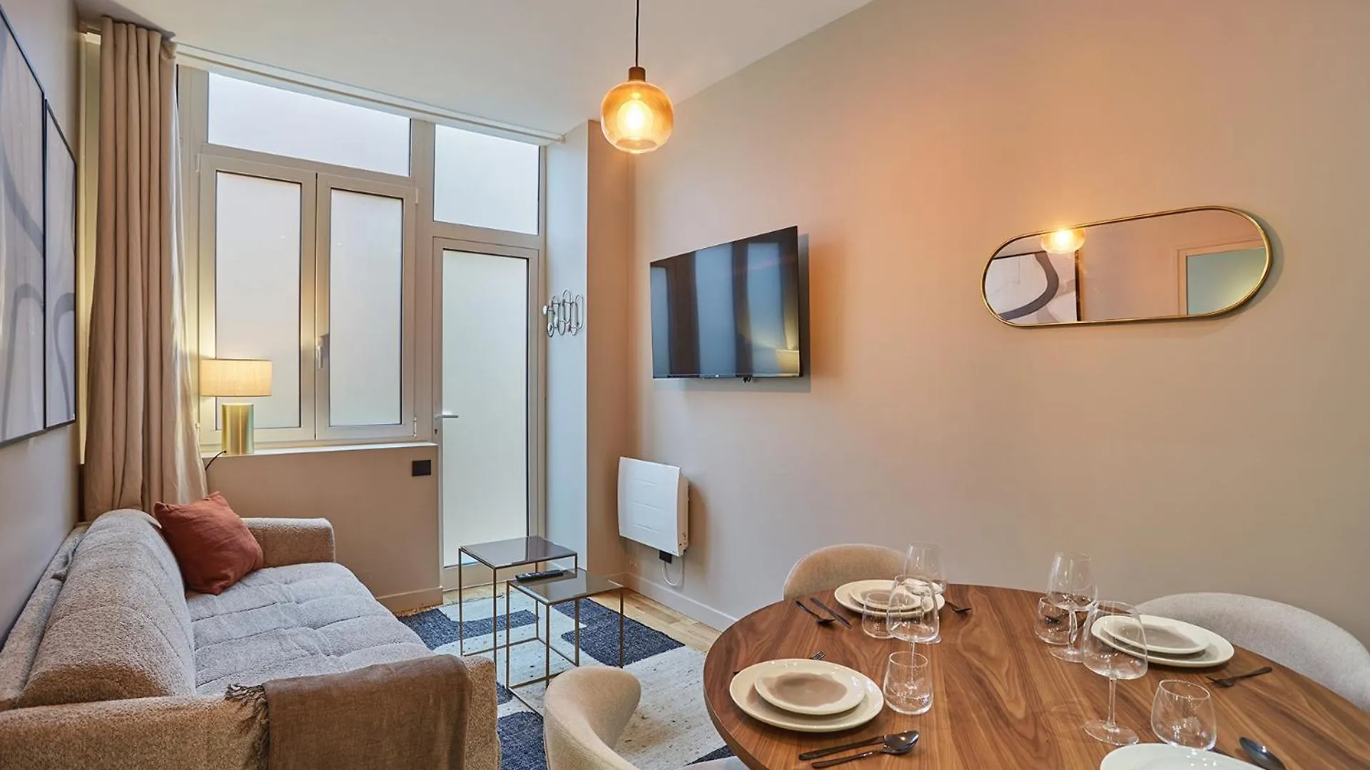 Center Of By Prestige * Paris